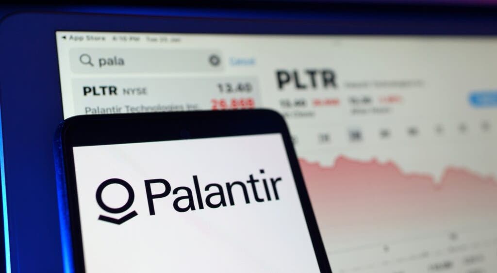 Cathie Wood Augments Palantir Stake By Whopping 16.5M, Unperturbed By